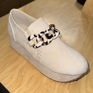 Pierre Dumas Beige Platform Shoes with Tortoise Accent